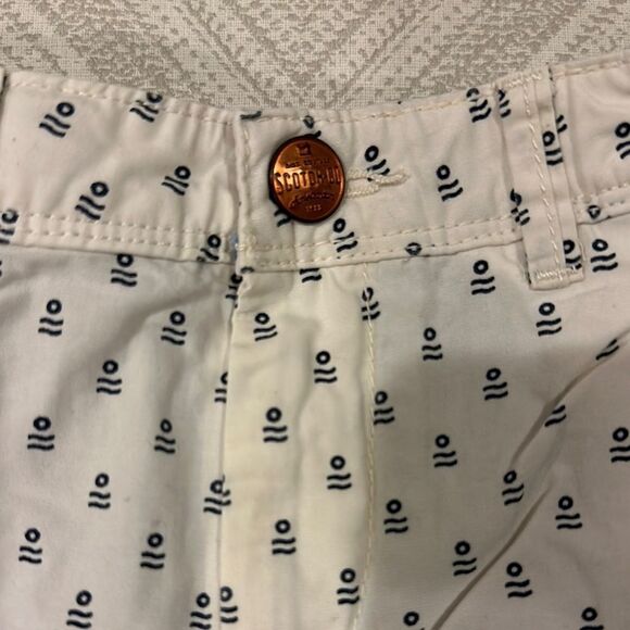 Scotch & Soda Boys Off White and Blue Patterned Shorts - Size 6 - Picture 2 of 6